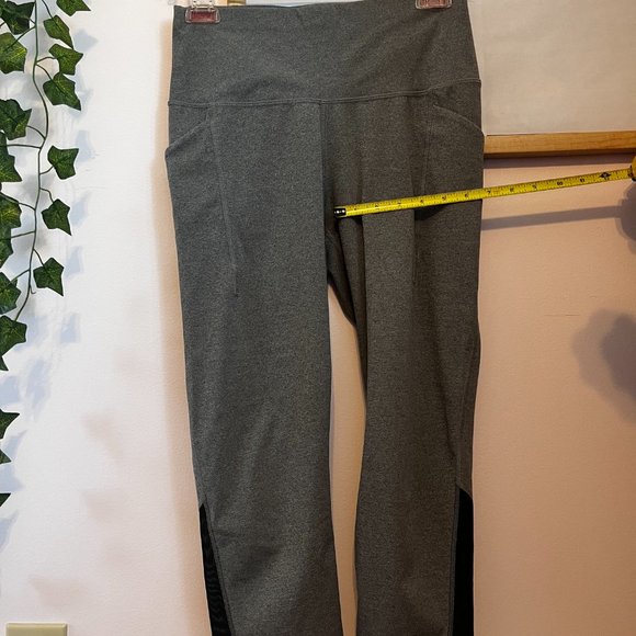 All in Motion Grey Capri Leggings - Picture 7 of 9